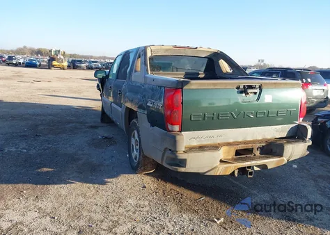 2002 Chevrolet Avalanche 1500 из США, поврежденный, VIN 3GNEC13T42G219932